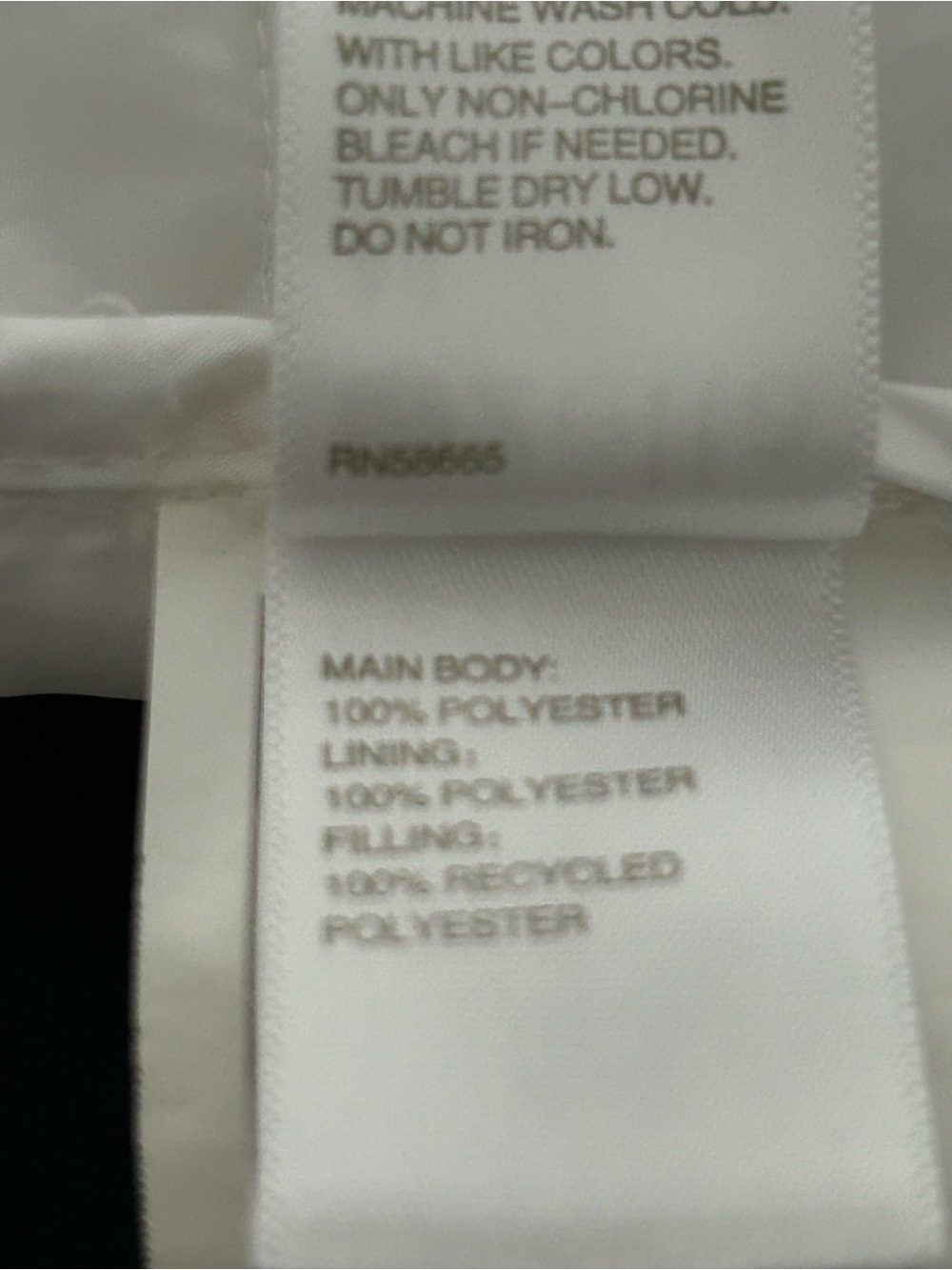 White Puffer Zella Vest - Picture 10 of 11